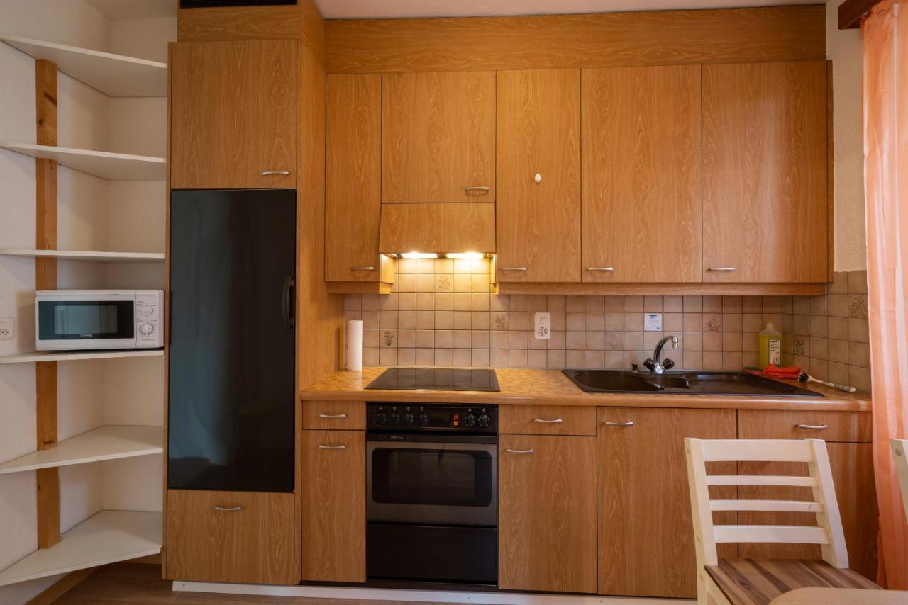 Between Lakes Apartments - 54 อินเทอร์ลาเคน ภายนอก รูปภาพ