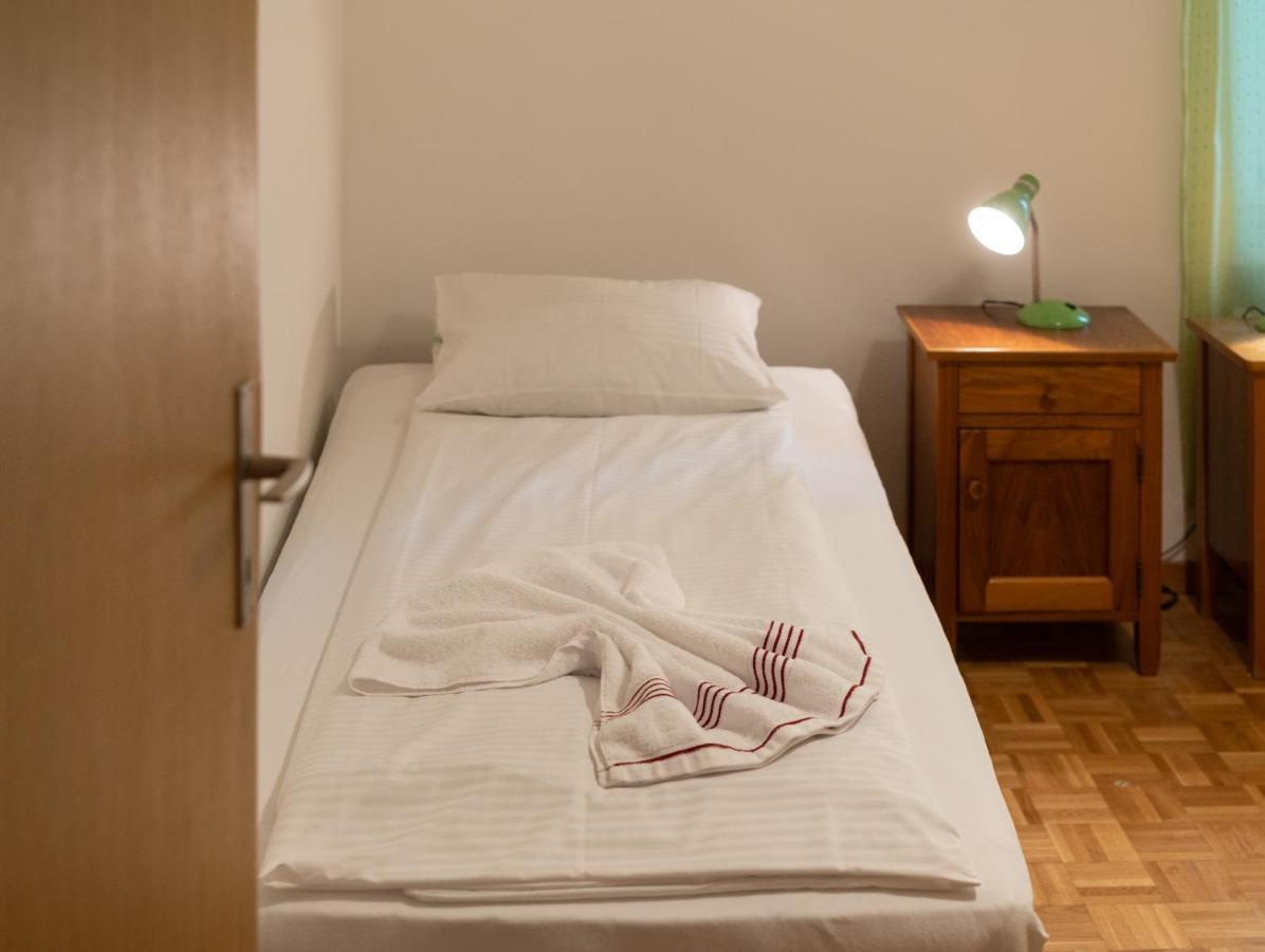 Between Lakes Apartments - 54 อินเทอร์ลาเคน ภายนอก รูปภาพ