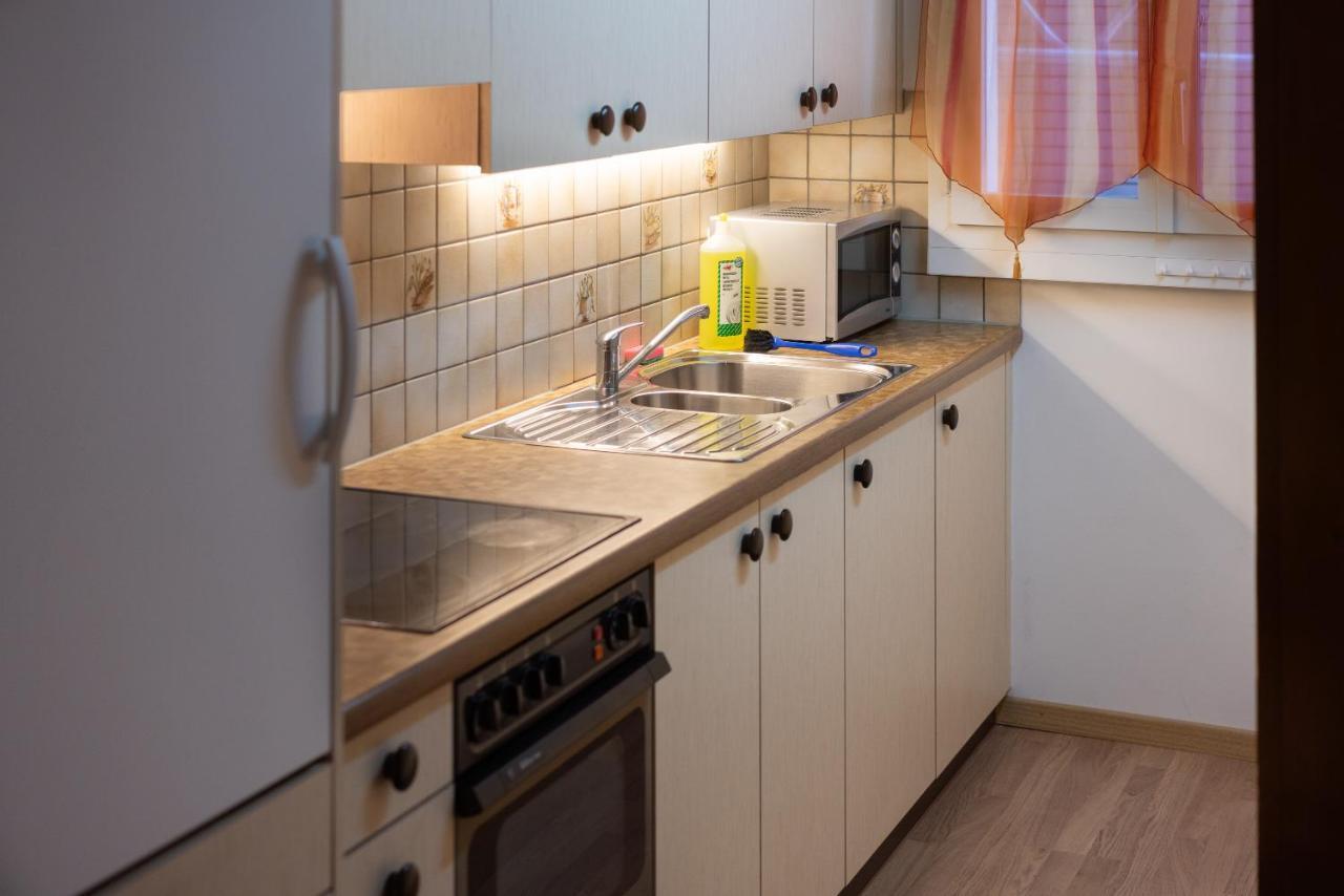 Between Lakes Apartments - 54 อินเทอร์ลาเคน ภายนอก รูปภาพ