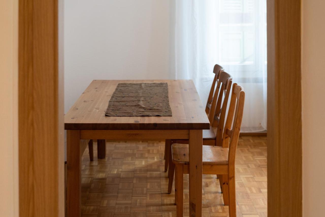 Between Lakes Apartments - 54 อินเทอร์ลาเคน ภายนอก รูปภาพ